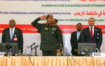 البرهان يؤكدموقف السودان  الثابت في إدانة كافةأشكال التطرف والإرهاب