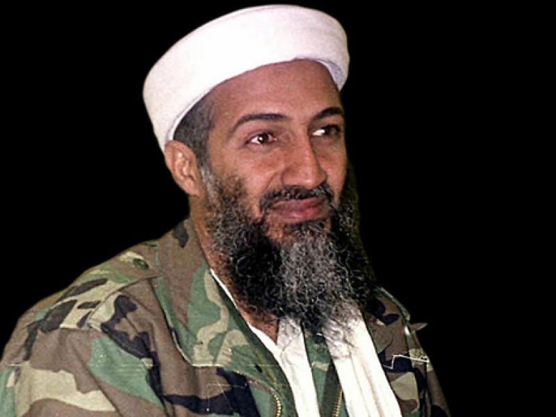 مفاجأة : اسامة بن لادن حي يرزق!!