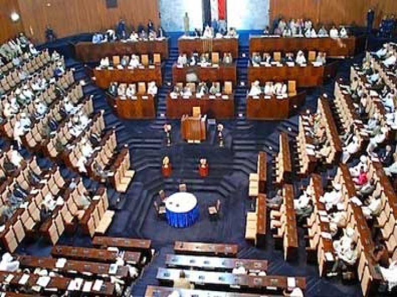 ازمة في البرلمان بسبب استفتاء دار فور
