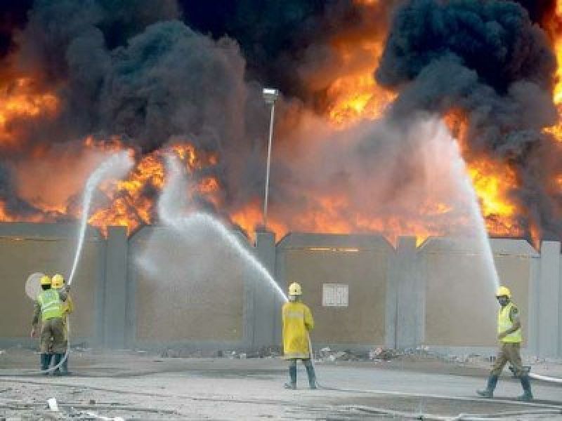 طلاب يشعلون النار فى مبانى جامعة القران الكريم
