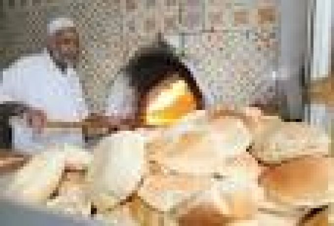 وزير مصري :السودان طلب رسمياً الاستعانة بالتجربة المصرية في توزيع الخبز