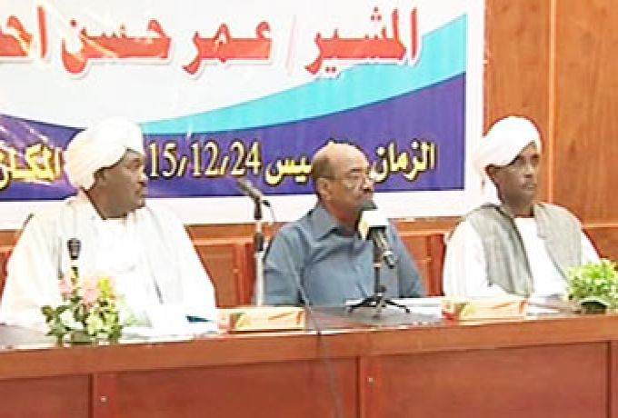 البشير :مؤتمر الحوار حسم 50% من قضايا السودان والإتفاق علي المحاور خلال يومين