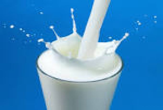 6 معلومات علمية خاطئة عن الماء والحليب والبرق