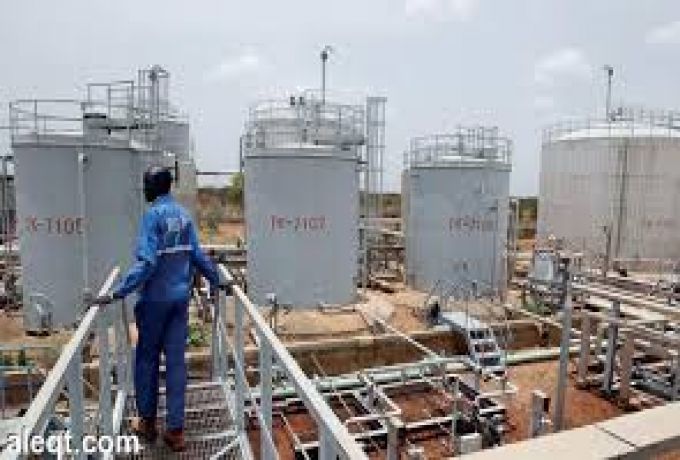 إغلاق أنابيب النفط سيفاقم الأوضاع المعيشية بجنوب السودان