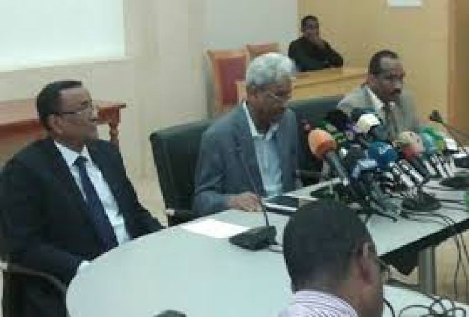 الحكومة السودانية تؤكد إيجابية المفاوضات غير الرسمية مع حركات دارفور بأثيوبيا