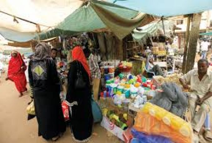 خبراء : إدارة الإقتصاد السوداني (تجارياً) ..تمنعه من التمتع بإنخفاض الأسعار عالمياً