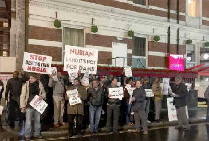 سودانيون يتظاهرون ضد النظام  وسط لندن