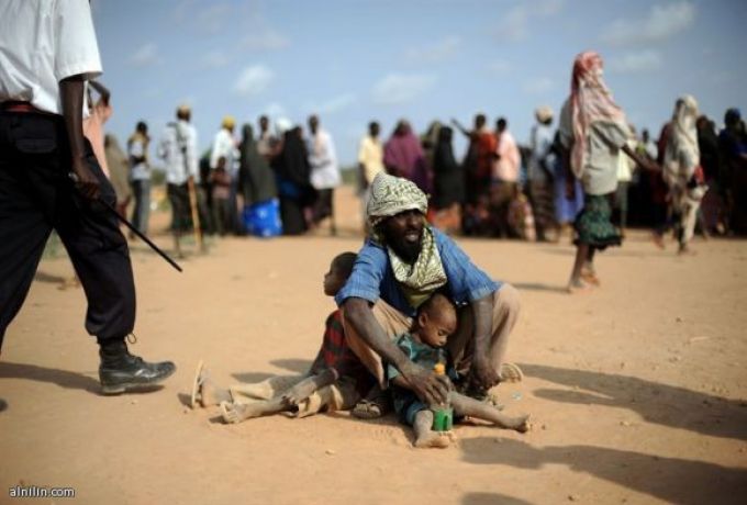 الحكومة السودانية للمعونة الامريكية :مساعدة النازحين بإنتاج لا إغاثتهم