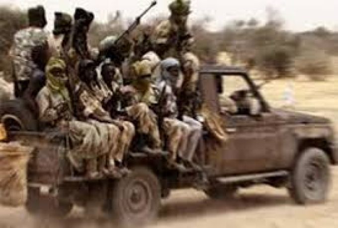 مجموعة مسلحة بشمال دارفور تختطف سيارة نقل ركاب وتنهب ممتلكات المواطنين