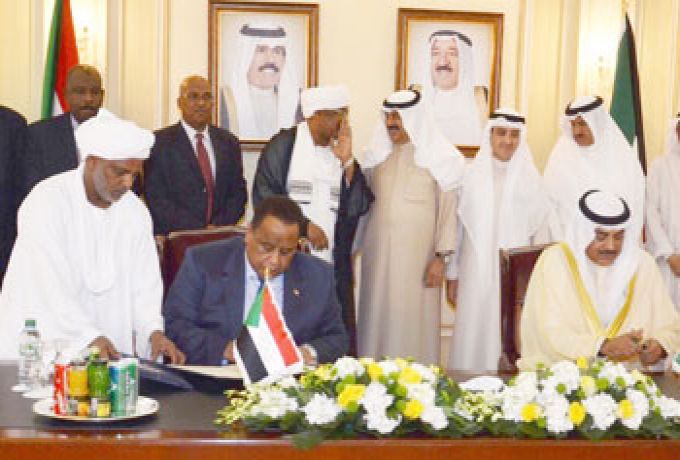 السودان والكويت يوقعان إتفاقاً علي إعفاء حاملي الجوازات الدبلوماسية والخاصة  من تأشيرة الدخول