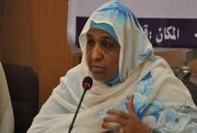 وزيرة التربية والتعليم : هروب عناصر من شبكة الغش في الشهادة السودانية
