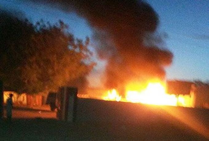 مسلحون يهاجمون منزل والي شرق دارفور ..يحرقونه بالكامل ويقتلون الحراس