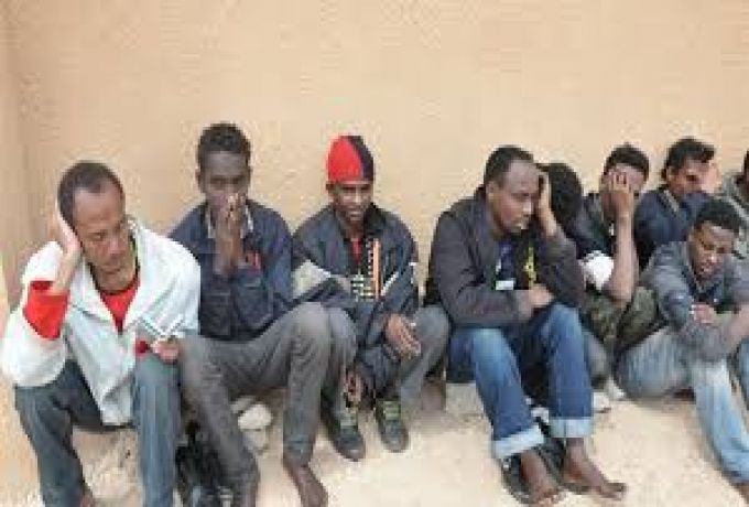منظمة حقوق الإنسان تعبر عن قلقها علي مصير اريتريين رحلهم السودان