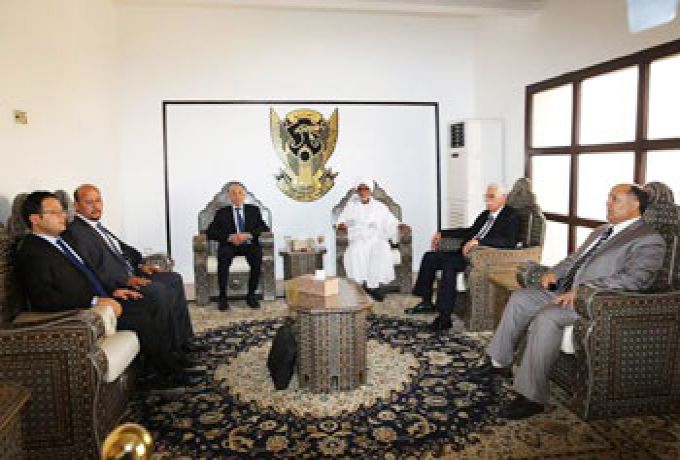 رئيس البرلمان الليبي يبدأ لقاءات مع المسؤولين السودانيين لحل الأزمة الليبية