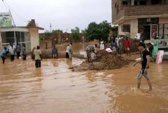 الأرصاد الجوي يحذر من امطار غزيرة في كل انحاء السودان