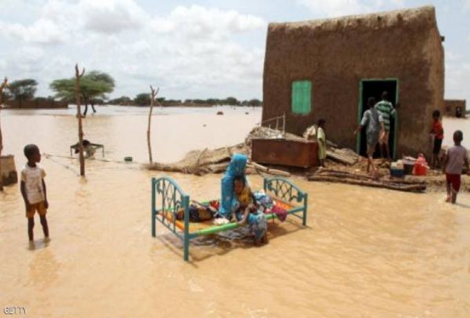 السيول تشرد أكثر من 25 ألف شخص من سكان قرية بدارفور