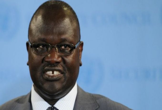 الحكومة السودانية تعلن عن وجود مشار بالخرطوم للعلاج