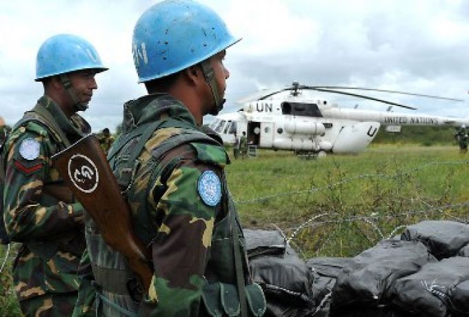 بعثة الامم المتحدة بالجنوب تمنع المدنيين الفارين من معسكراتها