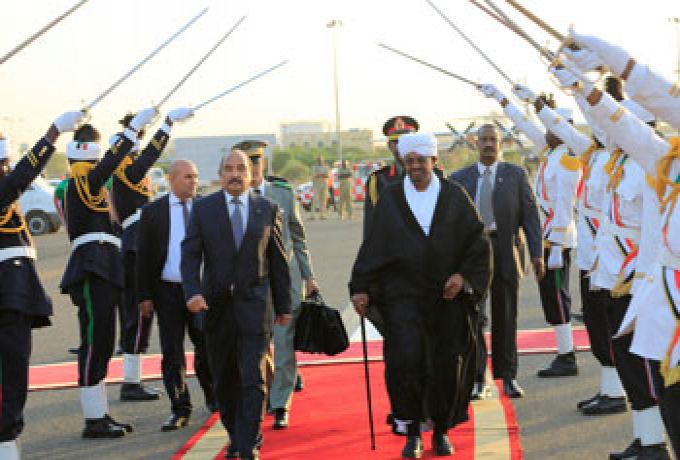 وصول الرئيس الموريتاني للخرطوم ومشاركة الرئيس المصري في مؤتمر الحوار
