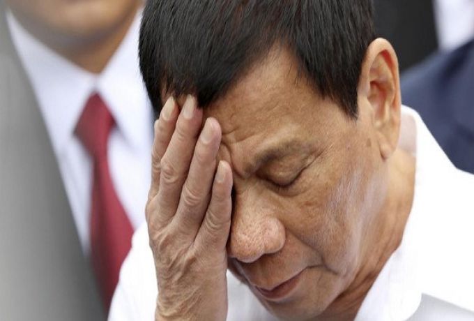 آخر شطحات رئيس الفلبين : كلمني الله وانا في السماء