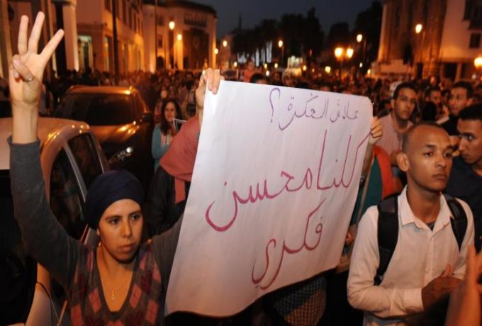 غضب ومظاهرات بالمغرب بعد طحن بائع سمك