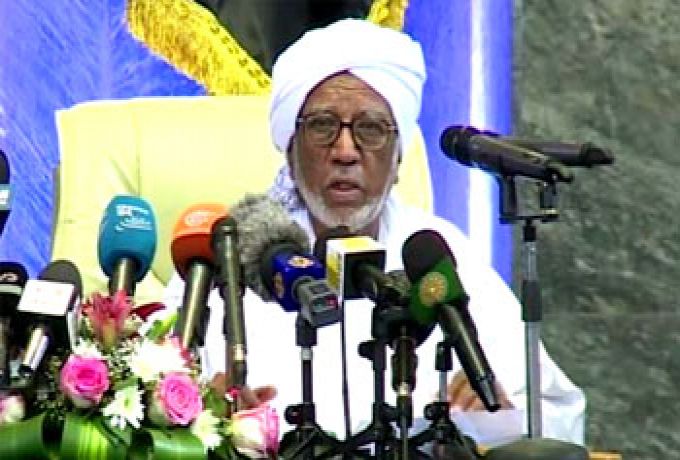 رئيس البرلمان السوداني : الإجراءات الإقتصادية دستورية 100%