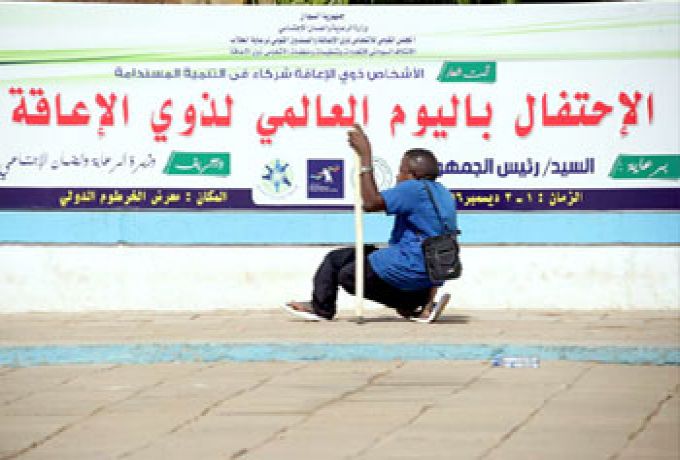الرئاسة السودانية توجه بإعفاء جمركي للمعاقين