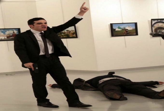 اول صورة لقاتل السفير الروسي في أنقرة