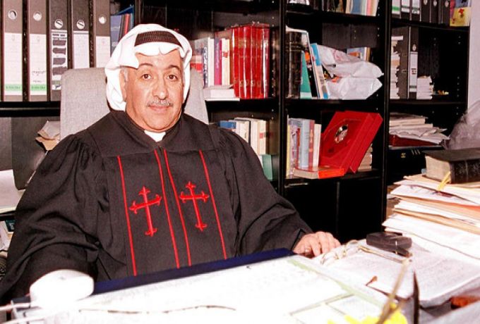 القس الخليجي الوحيد يكشف أسرار مسيحيي الكويت