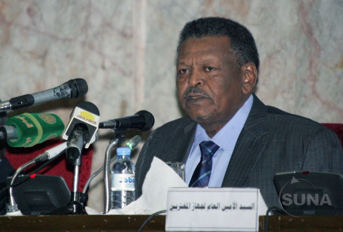 نائب رئيس الجمهورية : لا مجال لاي حوار خارج السودان