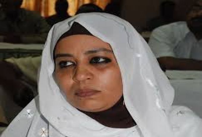 أميرة الفاضل تدعو لزيادة أعداد النساء في القوات النظامية