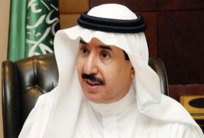 وزير سعودي سابق :آثار سلبية للرسوم المنتظر تطبيقها علي المقيمين وأسرهم