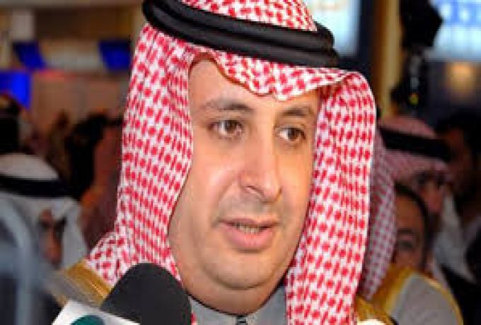 أمير سعودي رئيساً للاتحاد العربي لكرة القدم بالتزكية