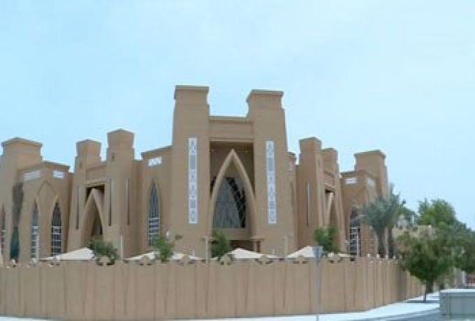 البشير يفتتح المبني الجديد للسفارة السودانية بالدوحة