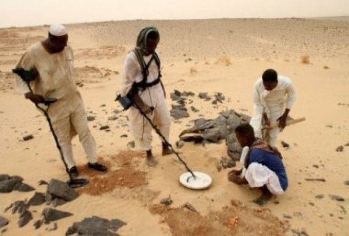 الحكومة السودانية تطالب مصر بتسليم معدات المنقبين السودانيين