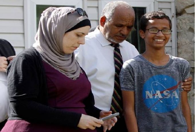 قاض أمريكي يصدر قراراً صادماً لعائلة الطفل السوداني مخترع الساعة