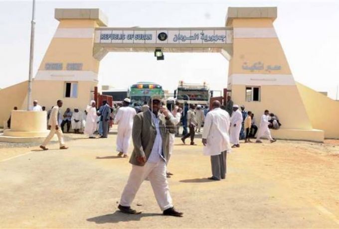 السودان يحتج رسمياً علي إحتيال شركات نقل مصرية وترك سودانيين بالعراء
