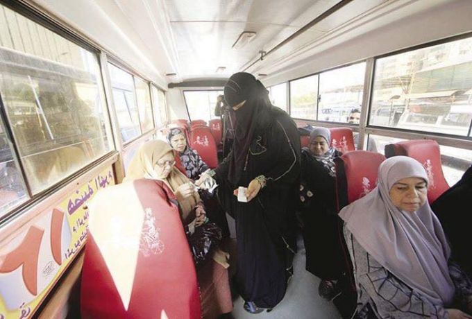وداعاً للتحرش ..حافلات مصرية تقودها سيدة للنساء فقط