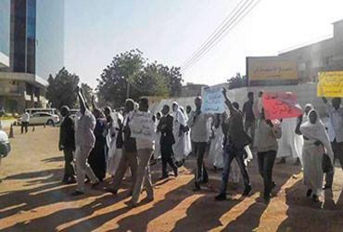 الحزب الجمهوري السوداني يقرر بدء نشاطه رغم الحظر