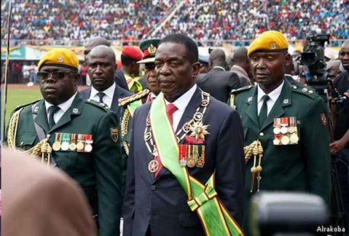 رئيس زيمبابوي الجديد يشيد بموغابي :الفساد لابد من ان يتوقف
