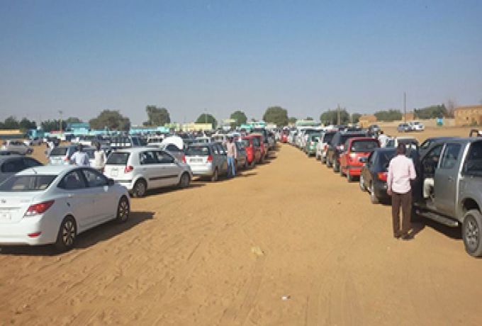 إخضاع 3500 سيارة قادمة من ليبيا للتعرفة الجمركية الجديدة