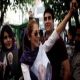 عدم احترام نساء إيران لقوانين اللباس يشعل التظاهرات