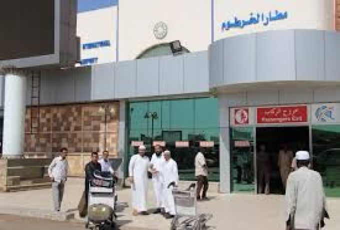 سلطات الجمارك تضبط 30 كيلو زئبق مهربة بمطار الخرطوم