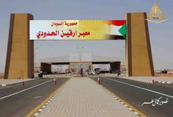 السودان ومصر يتفقان علي ازالة معوقات الحركة عبر المعابر