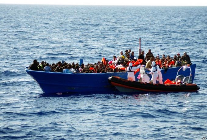 غرق مهاجرين سودانيين بسواحل ليبيا
