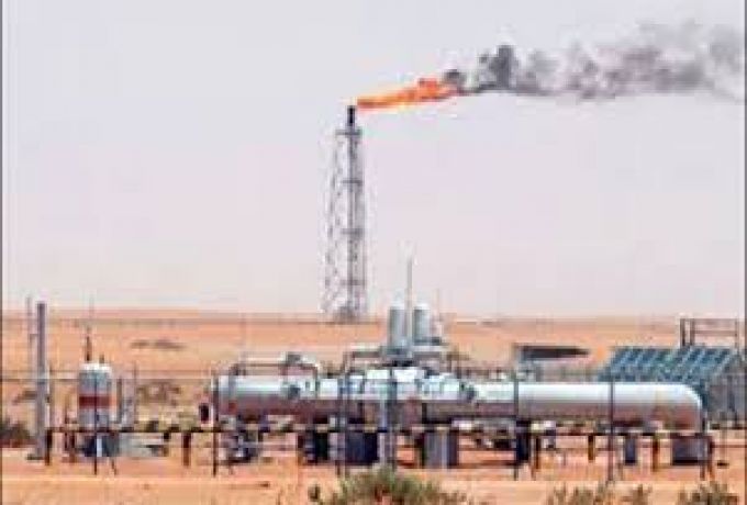 وكالة دولية : جدولة 5 شحنات نفطية من الجنوب عبر الاراضي السودانية