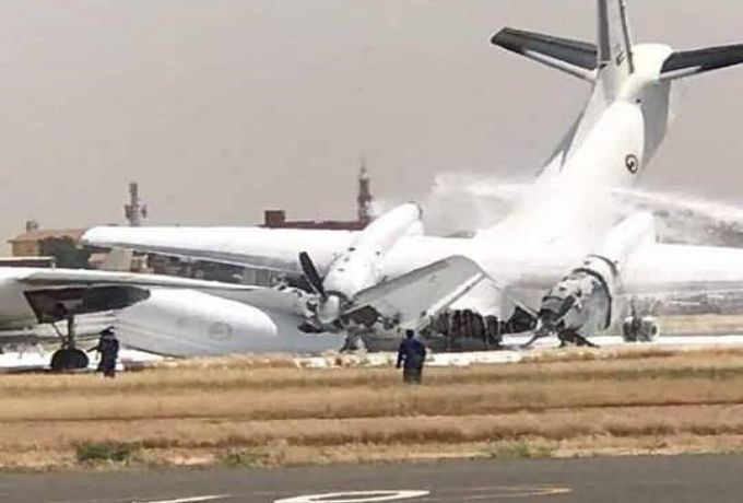 تفاصيل إصطدام طائرتين عسكريتين بمطار الخرطوم