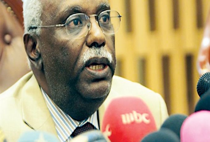 سفير سوداني : "نحن بنخجل من مرتباتنا"