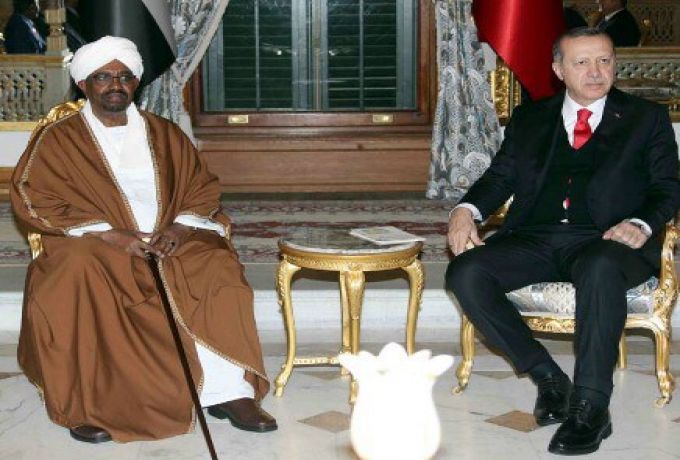 سياسيون سعوديون يطالبون بدعم السودان والنأي به من الاستقطاب