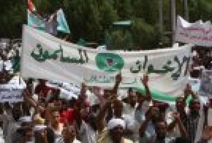 الإمارات: السودان يطوي صفحة حكم البشير والإخوان المسلمين